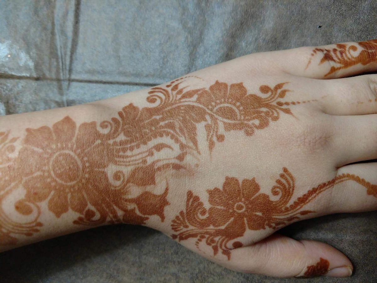 Henna by Momina Tallal Home 12